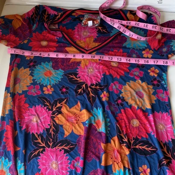 Johnny Was The Janie Favorite Short Sleeve V Neck Swing T Tee Shirt S - Picture 9 of 9